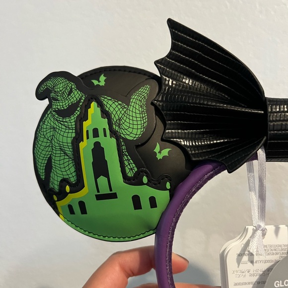 Oogie Boogie Bash 2024 Glow in the Dark Minnie Ears | NWT | Exclusive to DCA - Picture 3 of 8